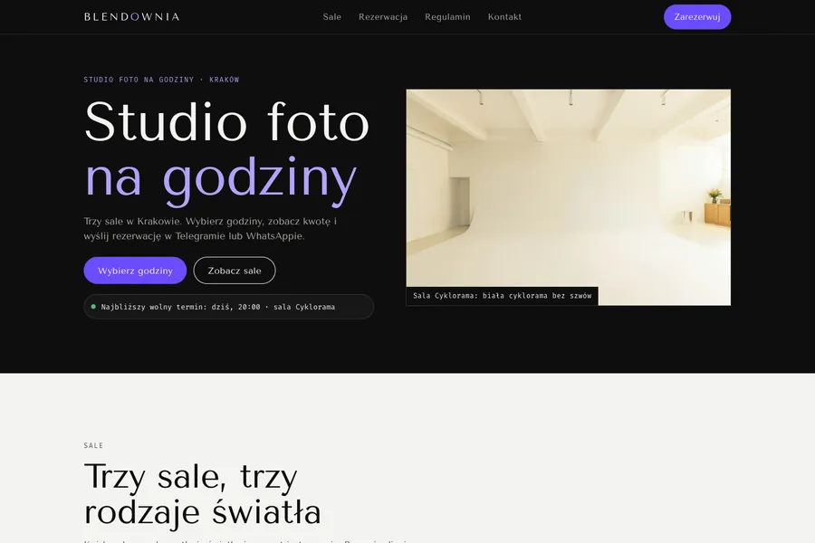 Free studio hours → booking on WhatsApp with the text ready
